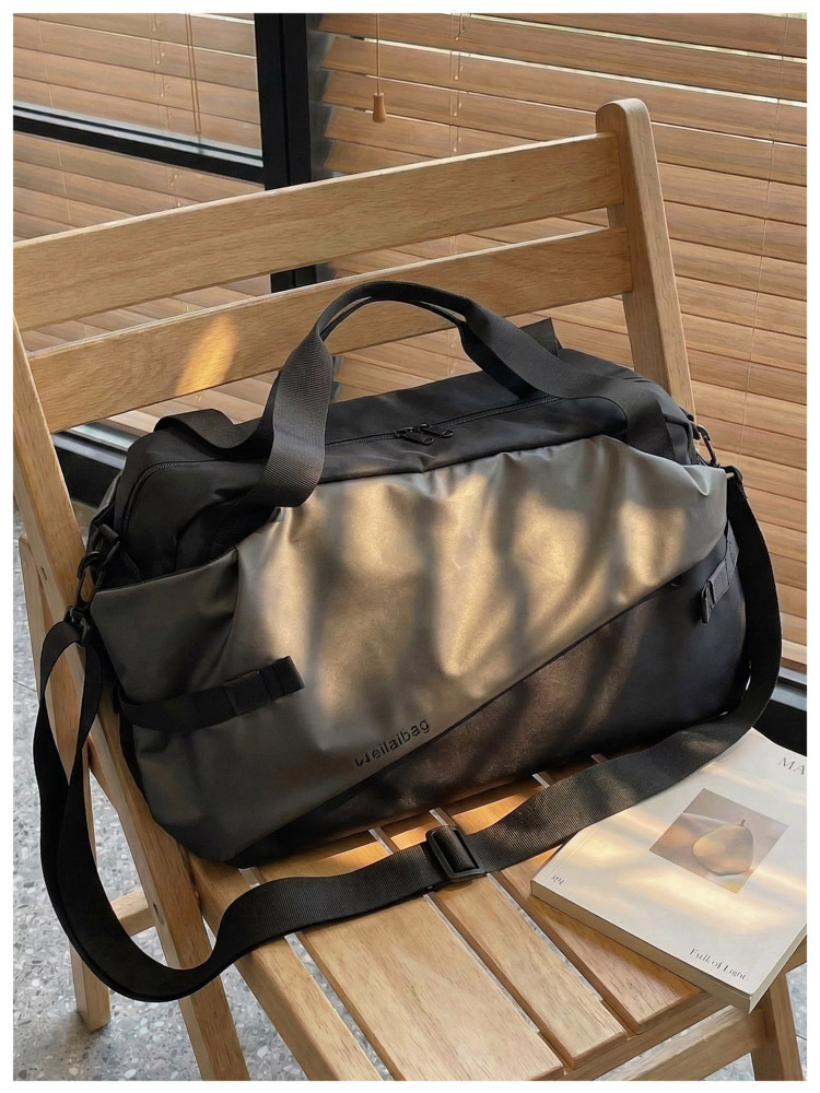 Large capacity dry-wet separation travel bag
