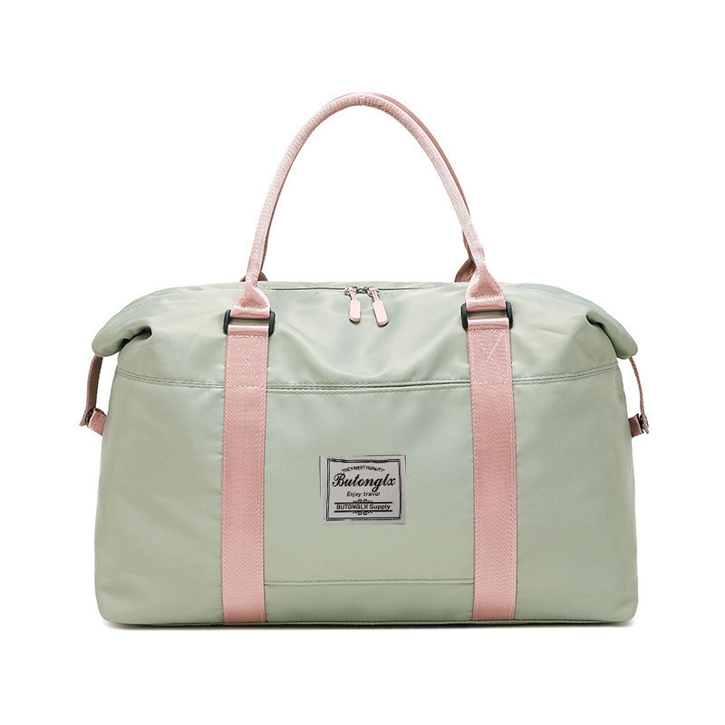 Travel bag with wet and dry compartments, large capacity