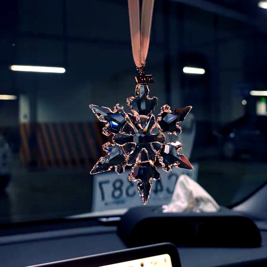 Crystal snowflake car ornament, hanging car decoration