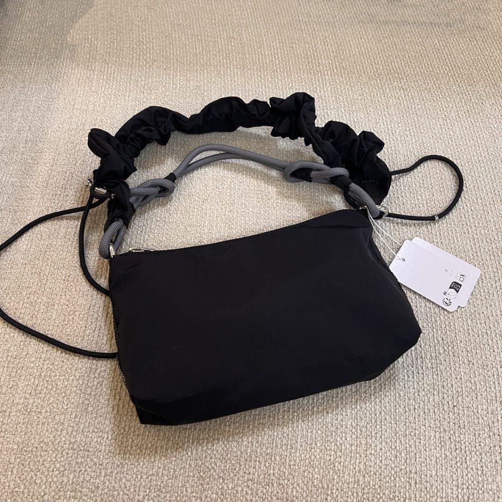 LU Convertible 1.5L 6.5L 16L Large Capacity Hobo Bag Pleated Cloud Crossbody Underarm Bag - 6