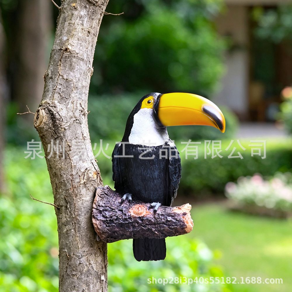 Outdoor Resin Bird Statue Tree Hanging for Garden Decor