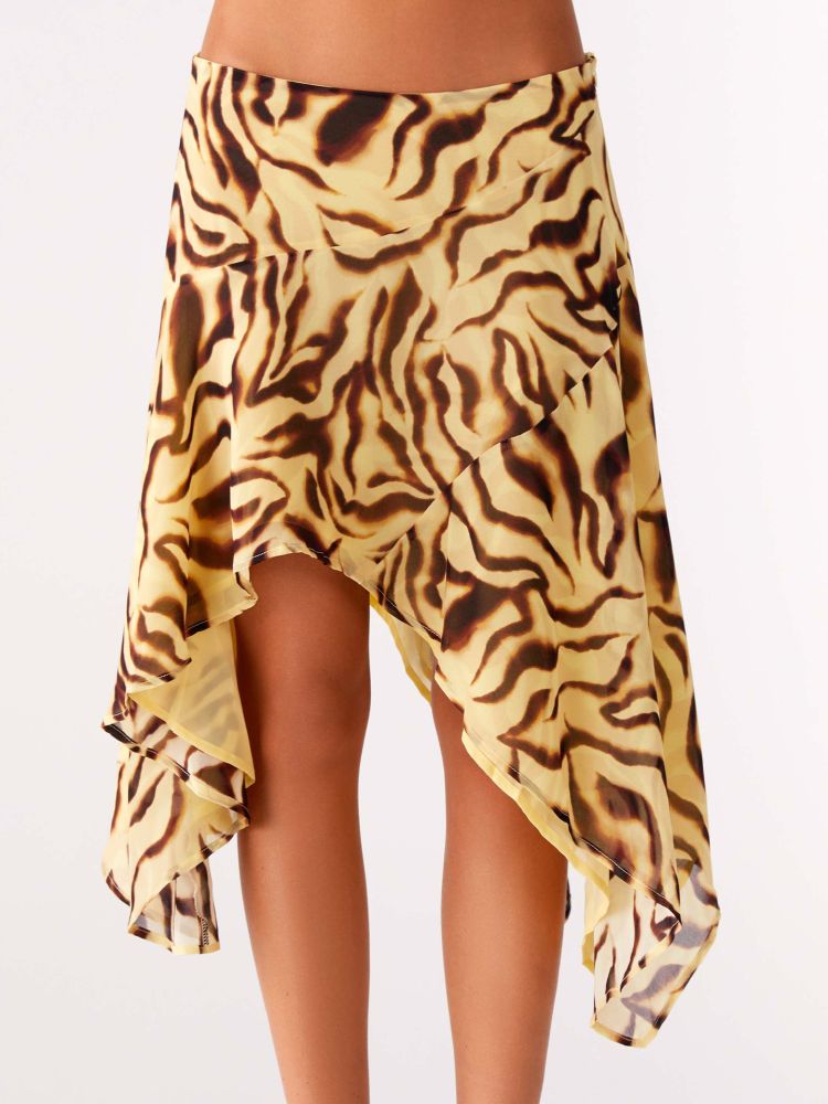 D8111 Amazon Best-Selling European & American Women's Clothing Sexy Leopard Print Irregular Hem Short Skirt (With Lining)