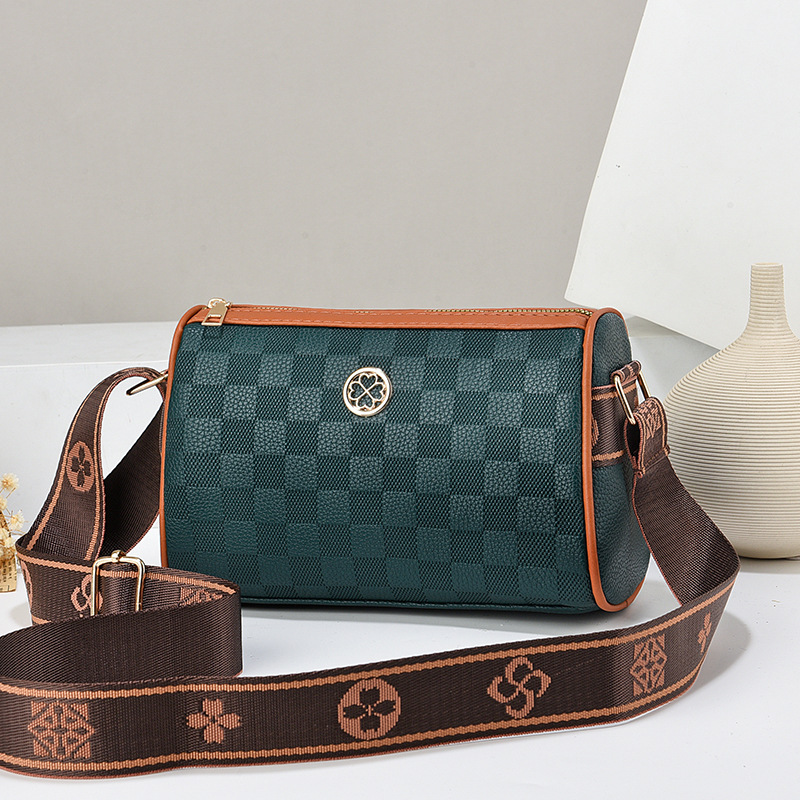 Cross-border trend women's crossbody bag 2026 new model soft leather export women's small bag factory artistic national style - 12