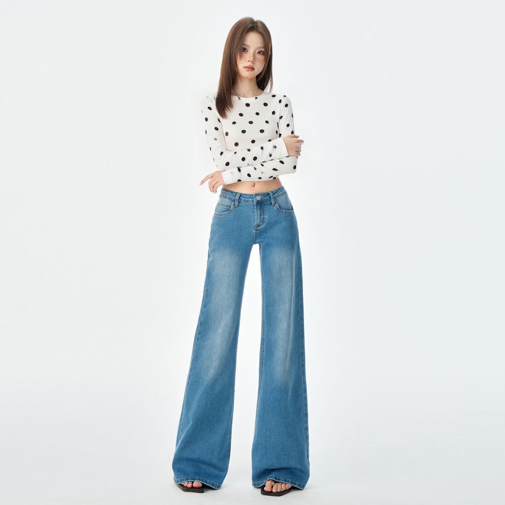 Fleece-lined white low-rise round-pocket design flared jeans for women, new spring/summer style, slim fit, stretch, straight-leg flare pants