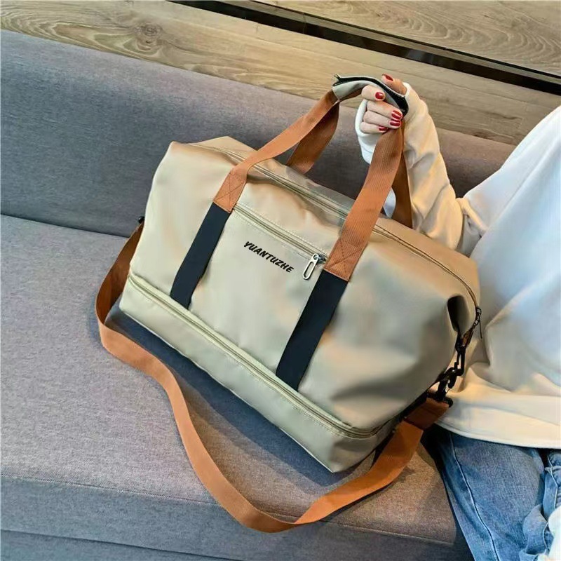 Large Capacity Waterproof Oxford Travel Handbag, Lightweight for Men and Women