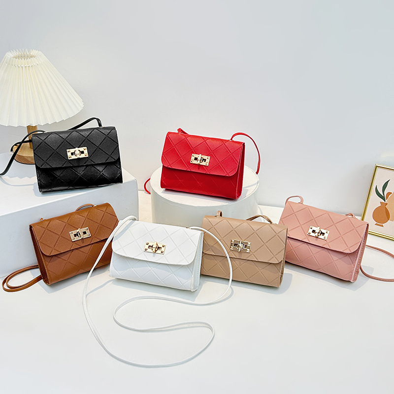 2024 neue diamantgeprägte kleine quadratische Tasche mit Schloß und Trageriemen tägliche einfache Geldbörse für Kleingeld modische kleine Tasche Dropshipping - 1
