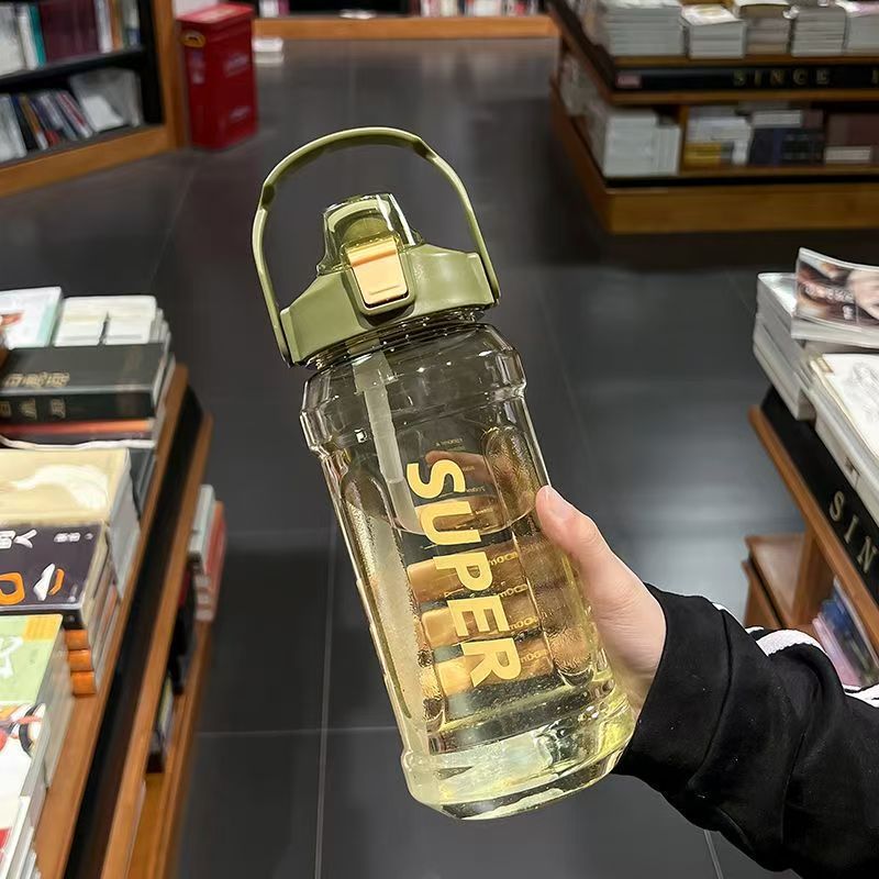 Büyük kapasiteli spor su şişesi 2 litre trend pipetli bardak ölçekli taşınabilir basit sızdırmaz darbeye dayanıklı su matarası - 9