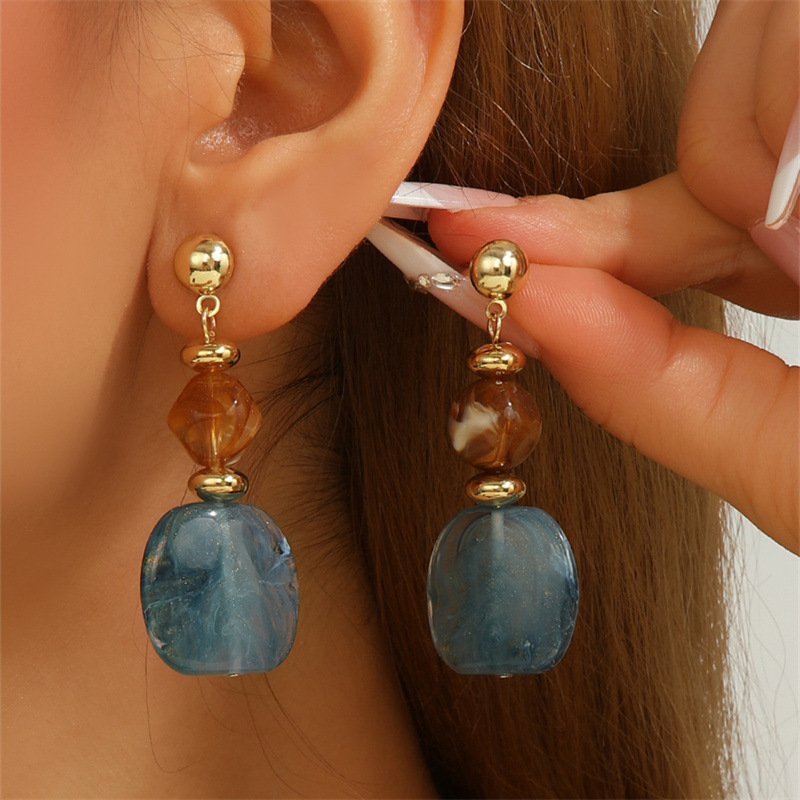 Transparent Acrylic Pendant Earrings, French Style, Trendy Design