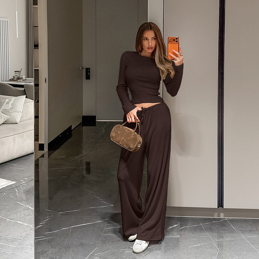 Schlafanzug-Set aus Strick-Samt mit Rippen, langarm und lange Hose
