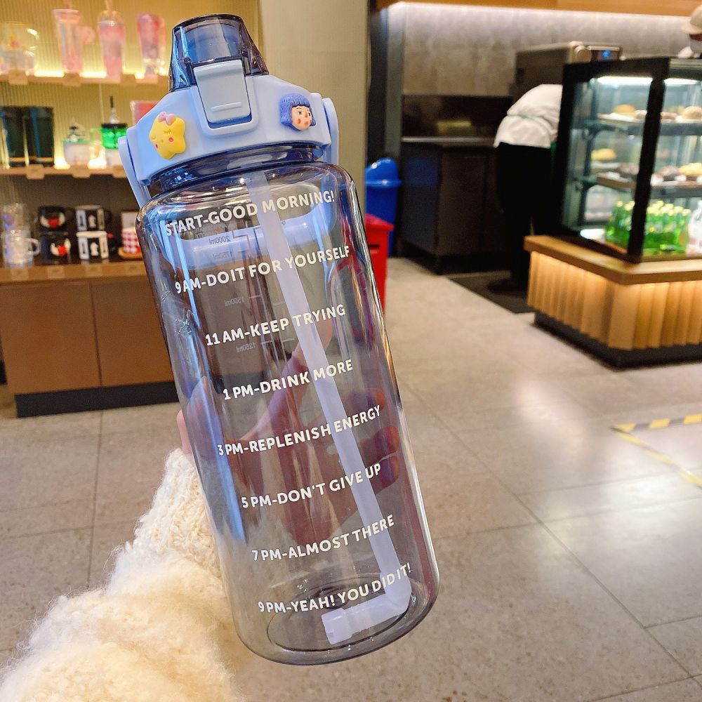 Büyük kapasiteli spor su şişesi 2 litre trend pipetli bardak ölçekli taşınabilir basit sızdırmaz darbeye dayanıklı su matarası - 12
