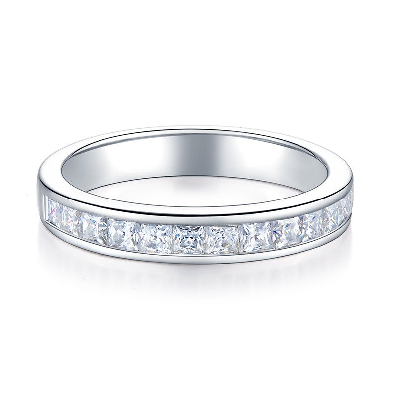 Quadratischer Prinzessinnen-Ring aus 925er Silber mit Moissanit
