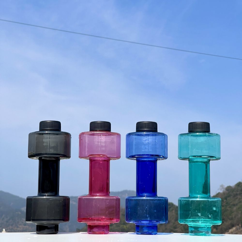 Yazlık dış mekan küçük 550ML dambıl su matarası fitness spor su şişesi plastik bardak öğrenci kişiselleştirilmiş su matarası özelleştirme