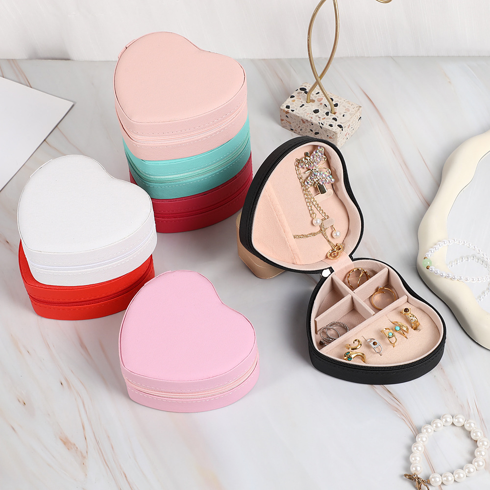 Macaron Renkli Kalp Şeklinde Mücevher Kutusu Taşınabilir Takı Saklama Kutusu Şık Görünümlü Pembe Kalp Küpe Kolye Saklama Kutusu