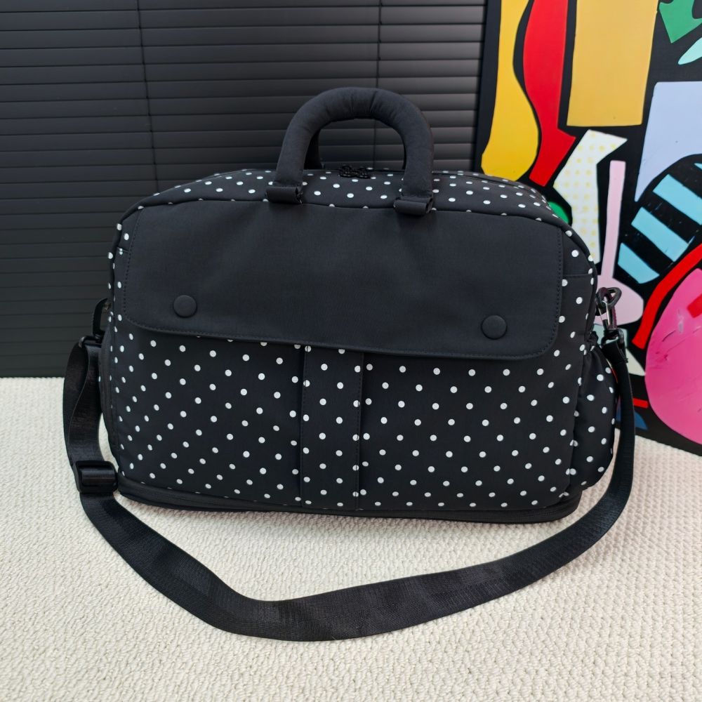 Korean-style polka dot travel bag, large capacity, lightweight and expandable
