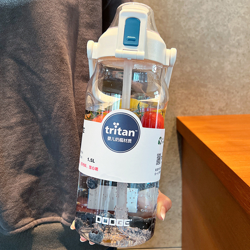Tritan Outdoor-Sport-Wasserflasche großer Kapazität 2000ml Trinkflasche mit Pipette einfaches elegantes Design tragbare Flasche - 4