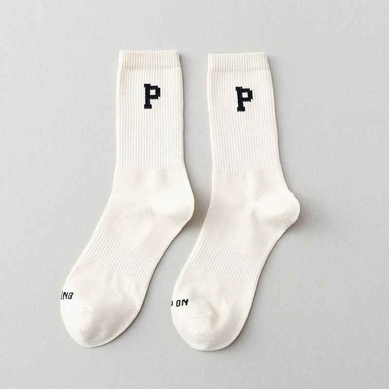 Damen Frühlings- und Herbst reine Baumwoll-Mittelpanther-Socken Mode-Letter-Basketball-Socken Baumwoll-Socken Herren Sport-Socken lange Socken Großhandel - 9