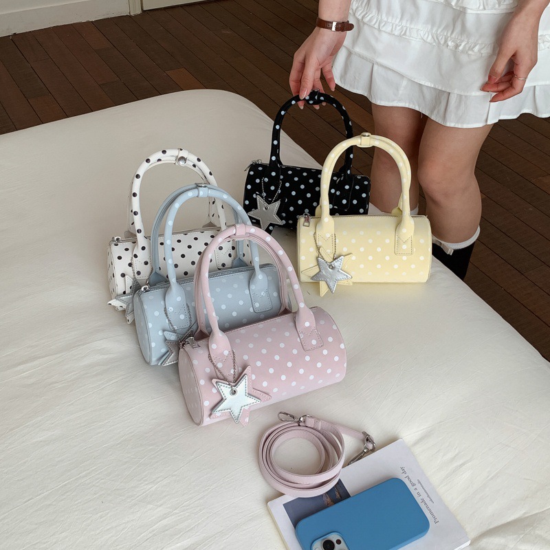 Damen Boston-Handtasche mit Punkten und Schulterriemen