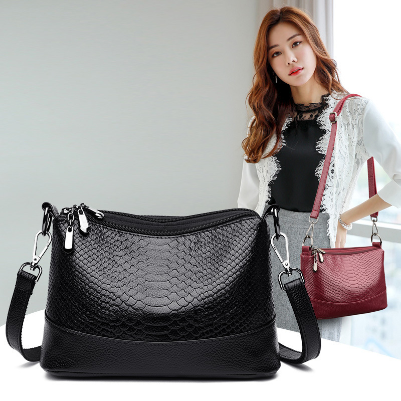 Crocodile Pattern Soft Leather Women's Shoulder Bag