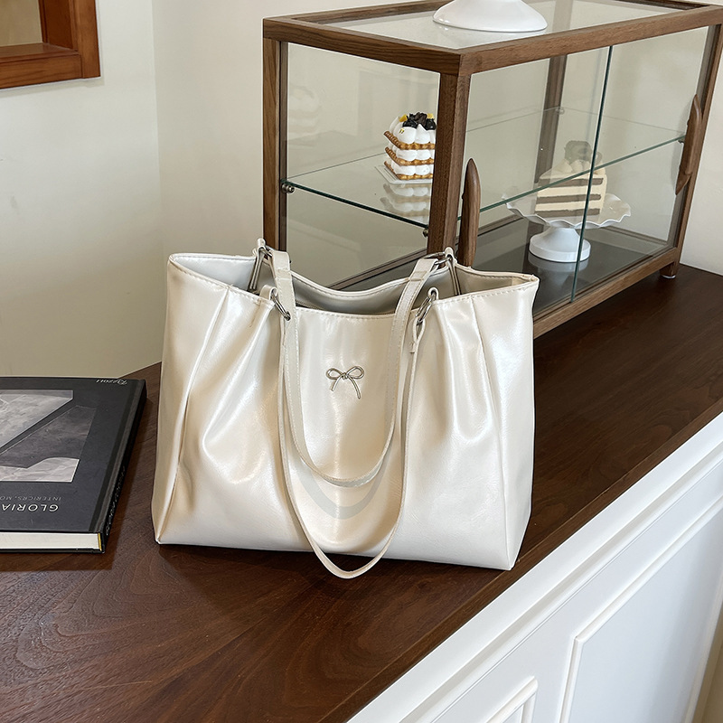 Large Capacity Daily Tote Bag for Women 2025 New Niche Design Fashion Shoulder Bag Simple Elegant Everyday Use Bag - 9