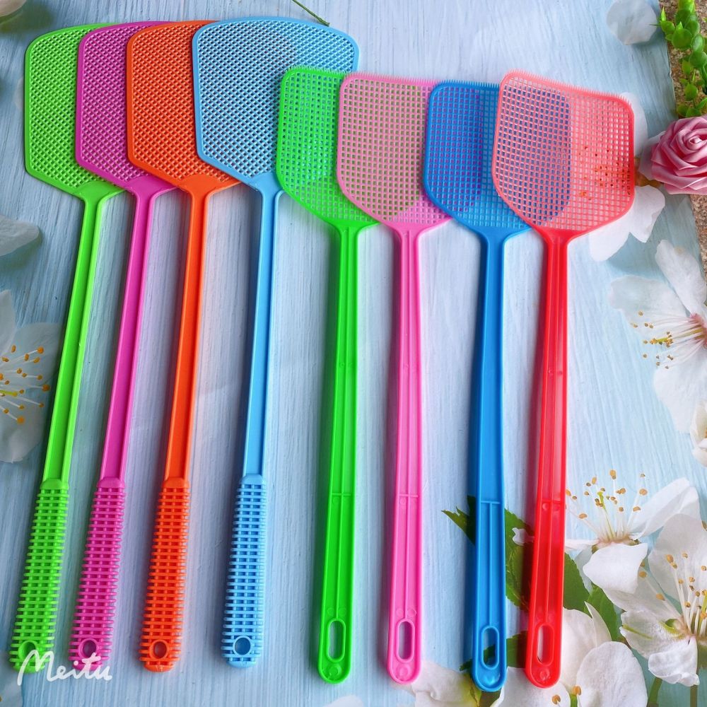 Thick Long-Handle Unbreakable Plastic Fly Swatter Large Size - 1