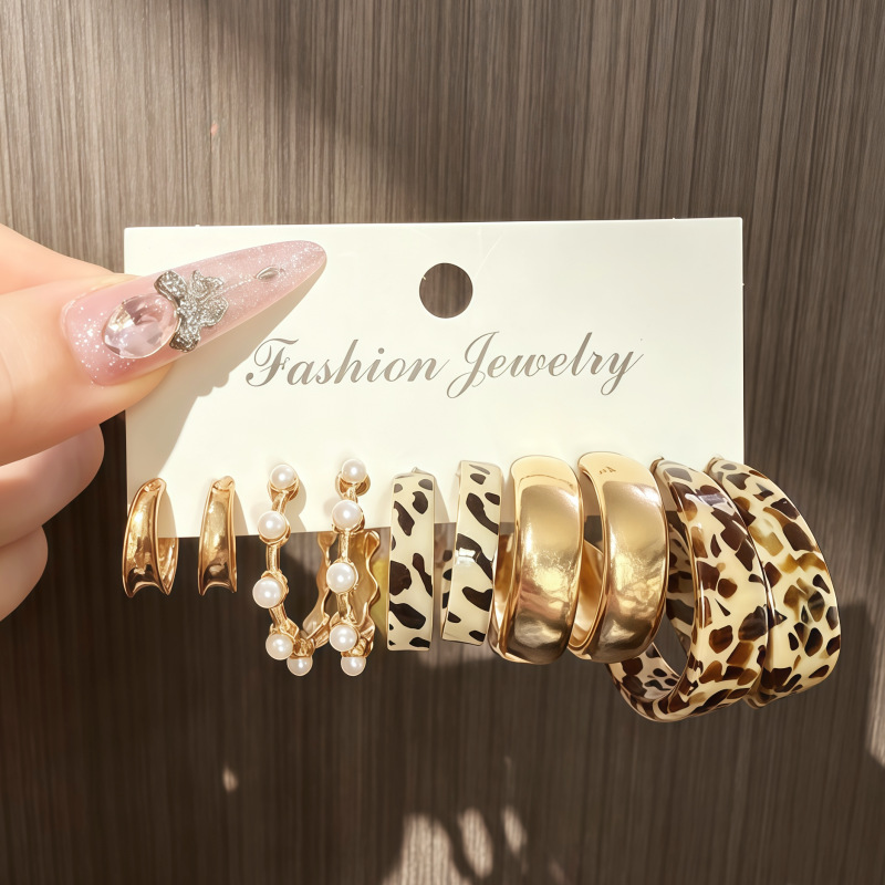 C-förmiges geometrisches Vintage-Ohrschmuck-Set