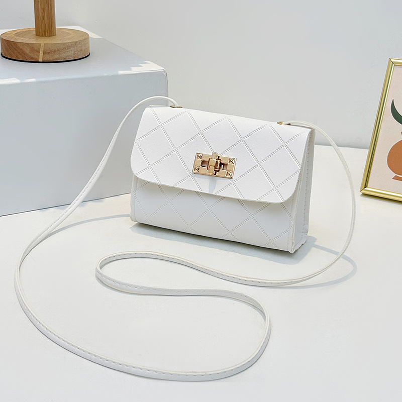 2024 neue diamantgeprägte kleine quadratische Tasche mit Schloß und Trageriemen tägliche einfache Geldbörse für Kleingeld modische kleine Tasche Dropshipping - 10