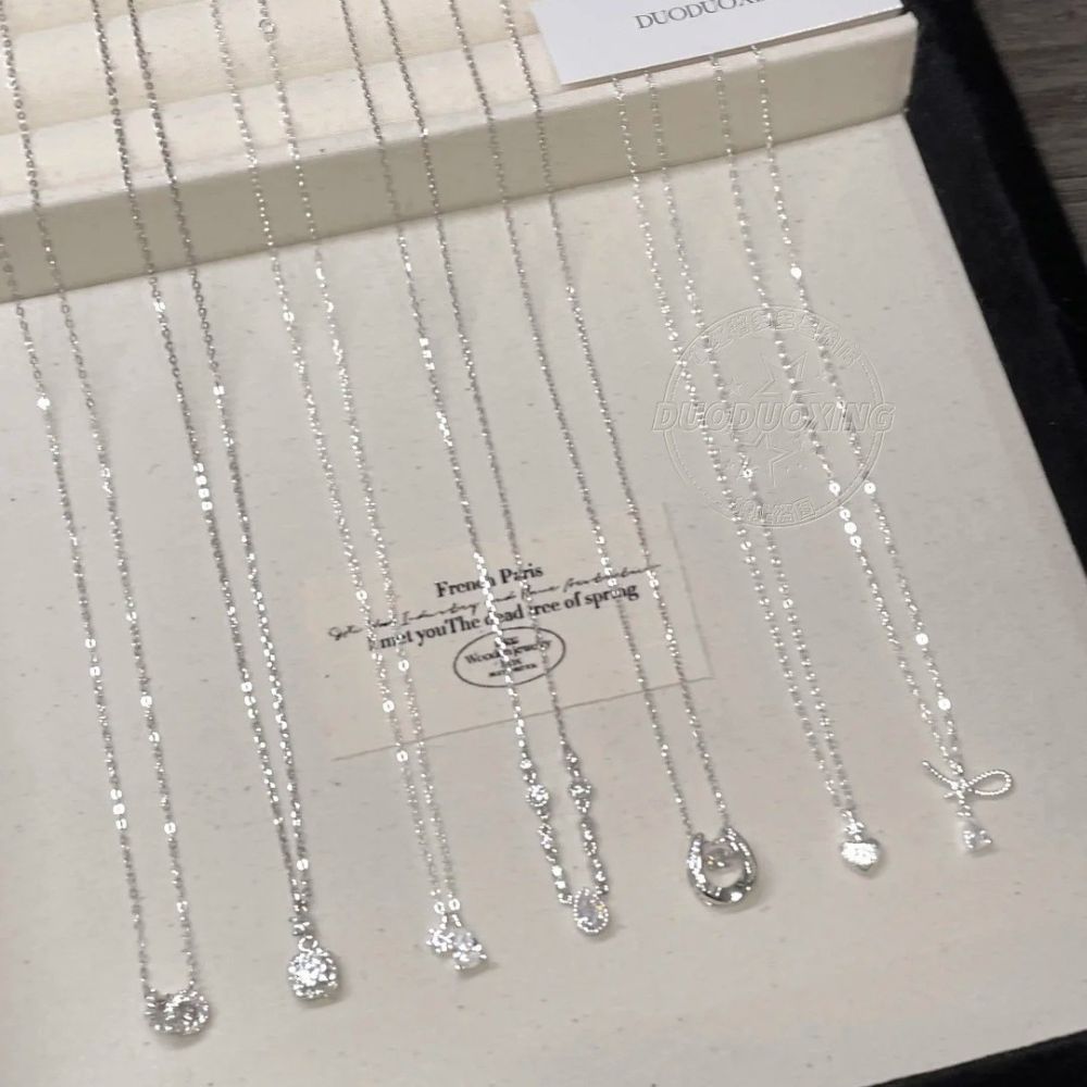 S925 Sterlingsilber Halskette mit Schleife und Wassertropfen-Zirkonia