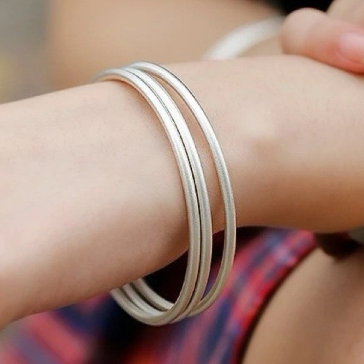 Silver solid bangle, pure silver plated, closed design - 1