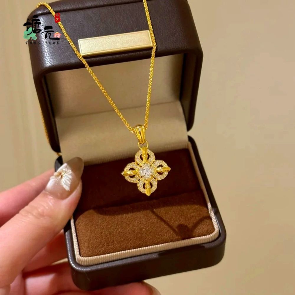 Chinese style gold Dorje pendant, diamond inlaid, women's - 1