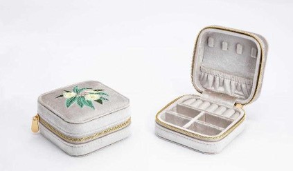 Velvet Jewelry Box Travel Portable Square Fabric PU Jewelry Hand Jewelry Small Storage Box Double Layer Wholesale - 9