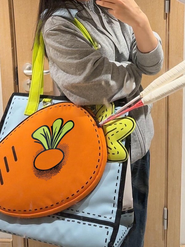 2025 Spor Badminton Tennis Schlägertasche Karotte 3D Tote Tasche Alltägliche Verwendung Große Kapazität Schultasche Süße Handtasche - 2