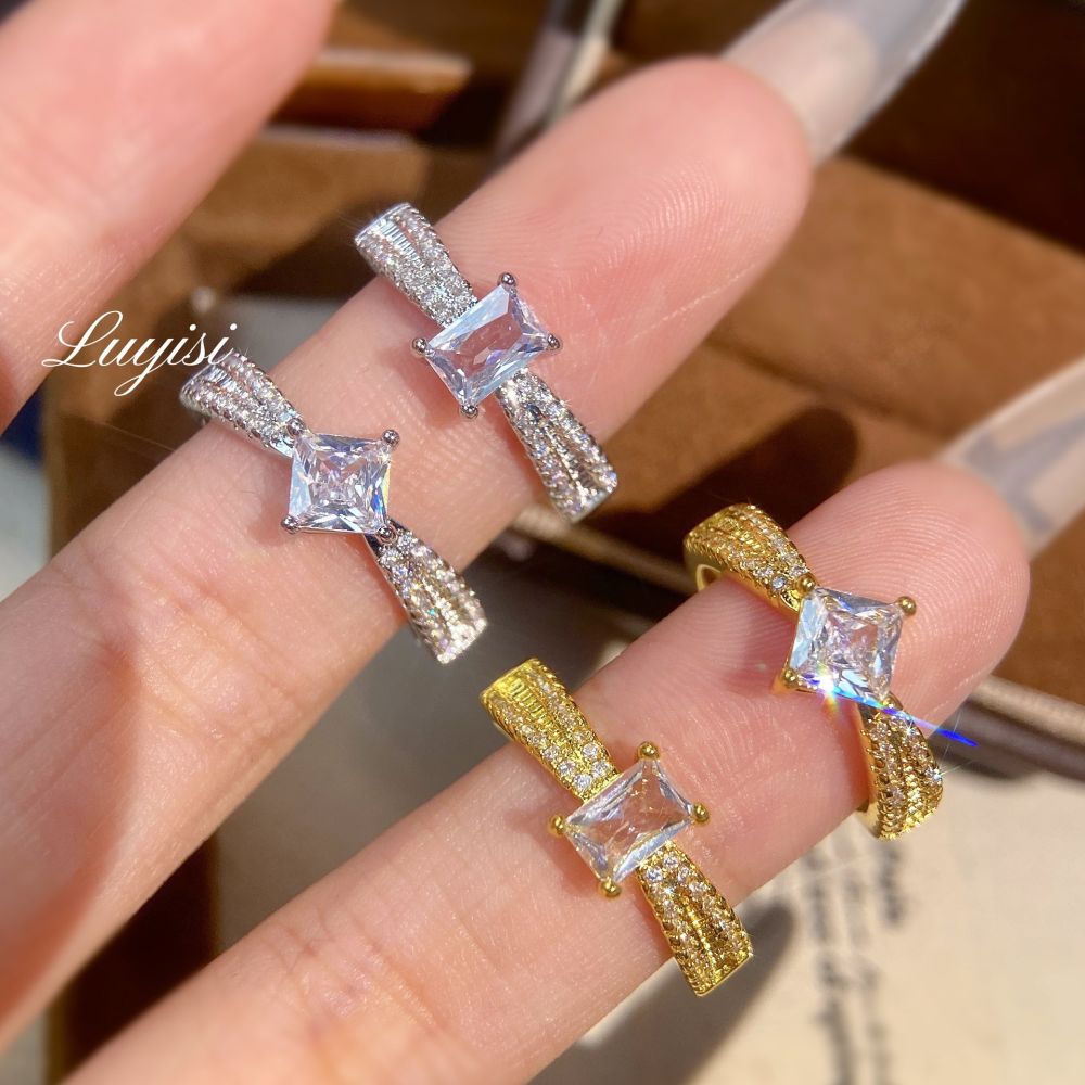 Women's Vintage Sugar Cube Ring, Micro-Pavé, Light Luxury
