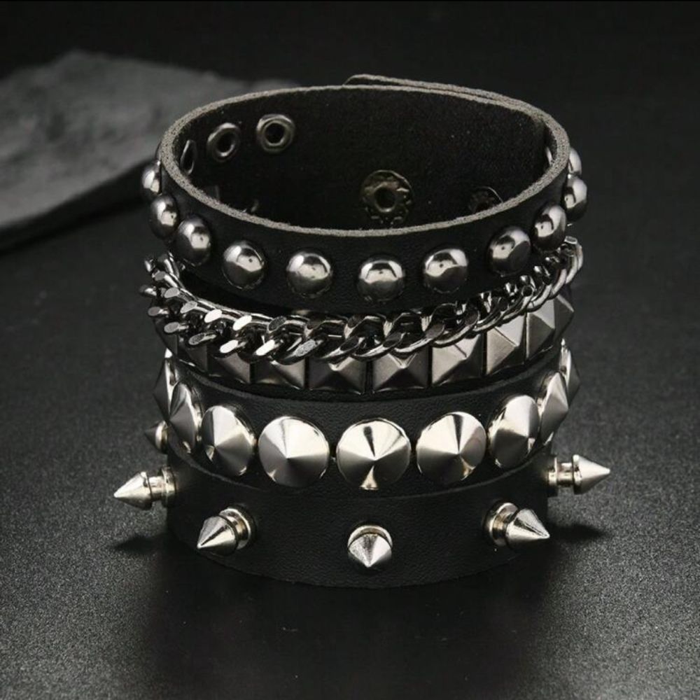 Punk-Stil Herren-Mehrschicht-Vintage-Armband mit Nieten-Kettenglieder und Lederarmband Accessoires - Heißverkäufer im europäisch-amerikanischen Grenzhandel