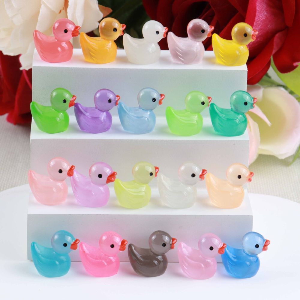 Glow-in-the-dark resin duck for DIY jewellery and mini decor