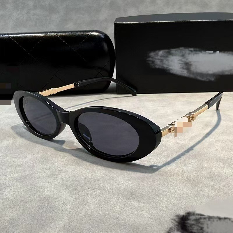 Oval Retro Women's Sunglasses, Polarized UV400, Acetate and Metal Frame