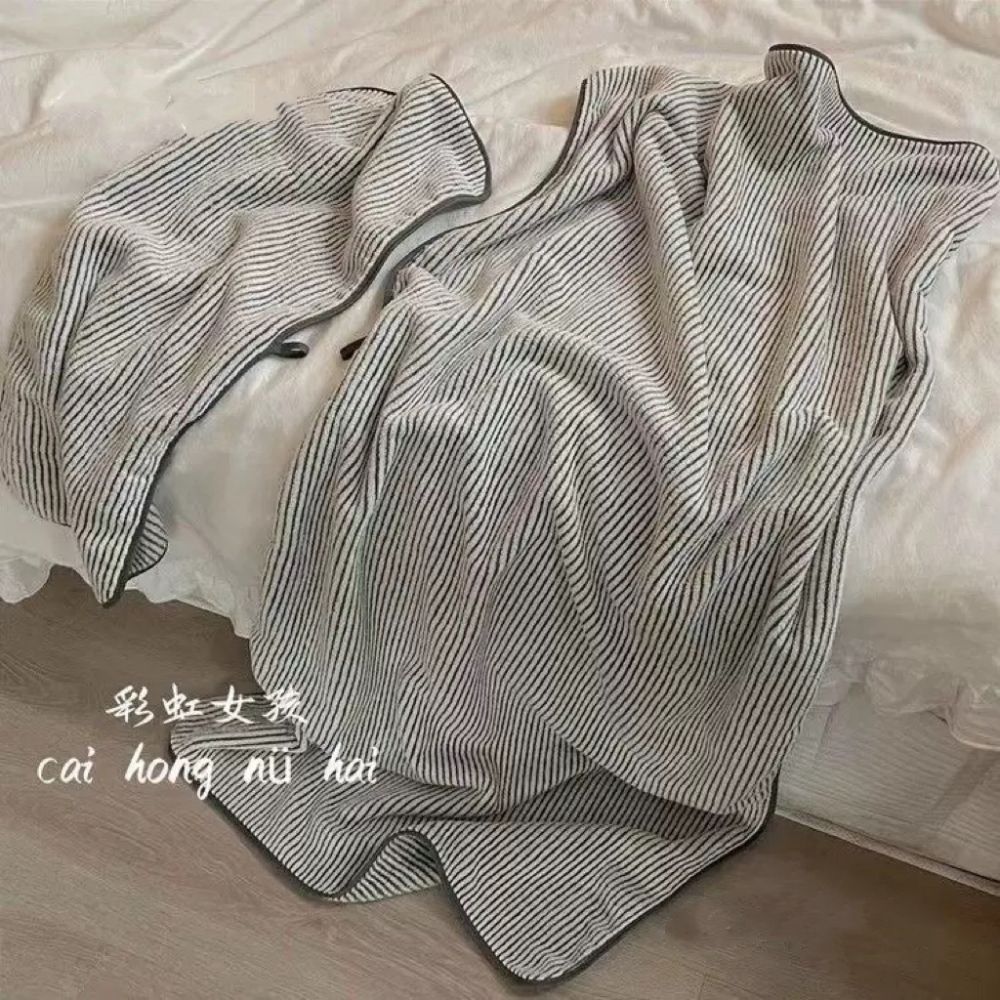 Oversized Bath Towel Hair Drying Cap Set, Soft Absorbent Adult Bathing Thickened Home Three-Piece Set