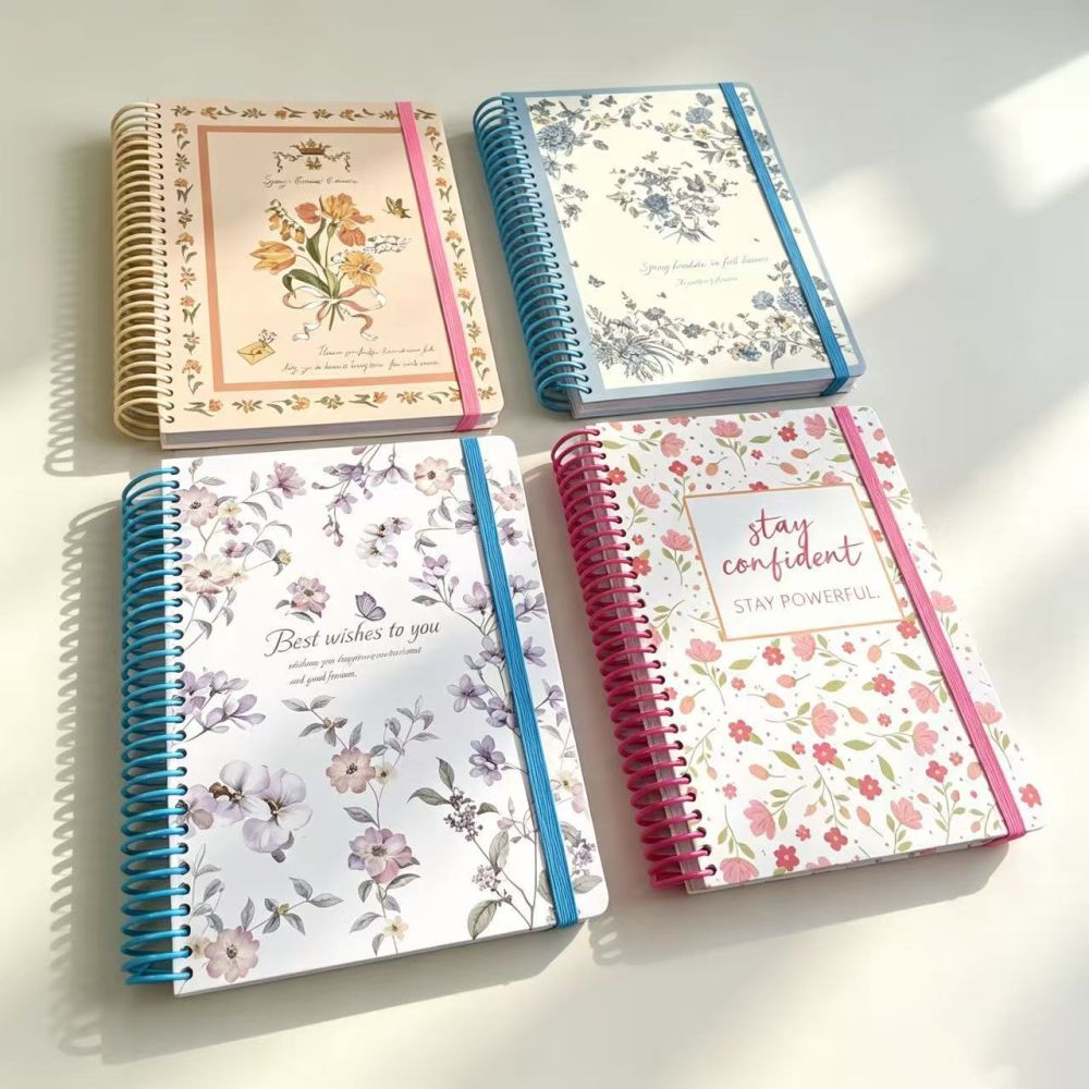 B5 çiçek desenli spiral defter, 150 yaprak, sert kapaklı, kurdeleli