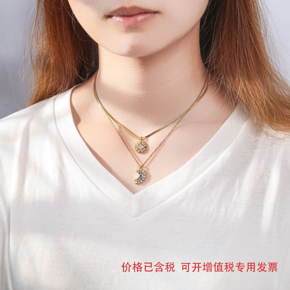 New jewelry moon and sun double necklace fashionable versatile layered collarbone necklace lightweight luxury design wholesale