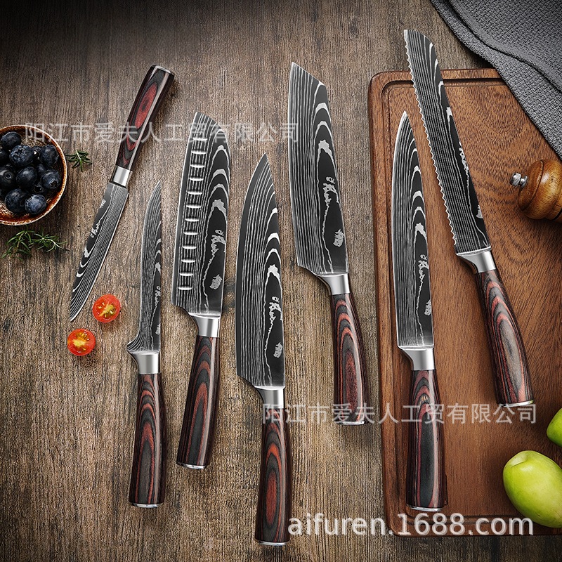 Damascus Pattern Stainless Steel Kitchen Knife Set with Chef and Santoku Knives
