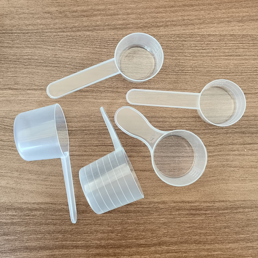 Toz kaşık PP ilaç kantitatif kaşık çamaşır deterjanı 20/25g 30g şeffaf plastik kaşık pişirme ölçüm kaşığı ölçekli