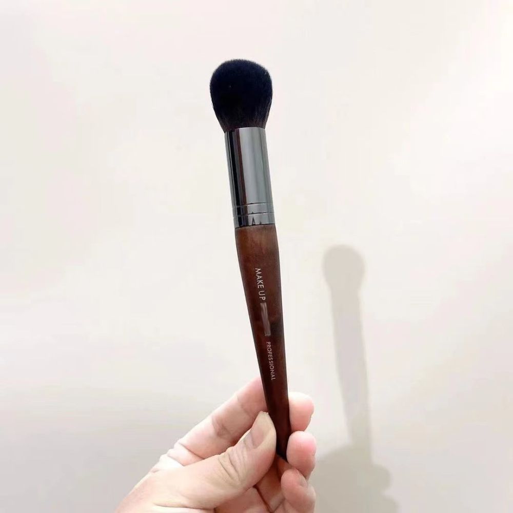 Makeup Brush Set, Red Metal Handle, Synthetic Fiber Bristles