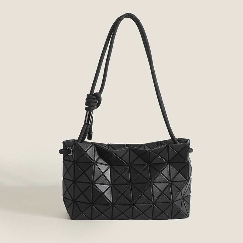 Zhai San Yi Sheng Tofu Bag 2024 Neues Modell Geometrisches Rautenmuster Kordelzugbeutel Modische und minimalistische Umhängetasche mit Tragegriff - 7