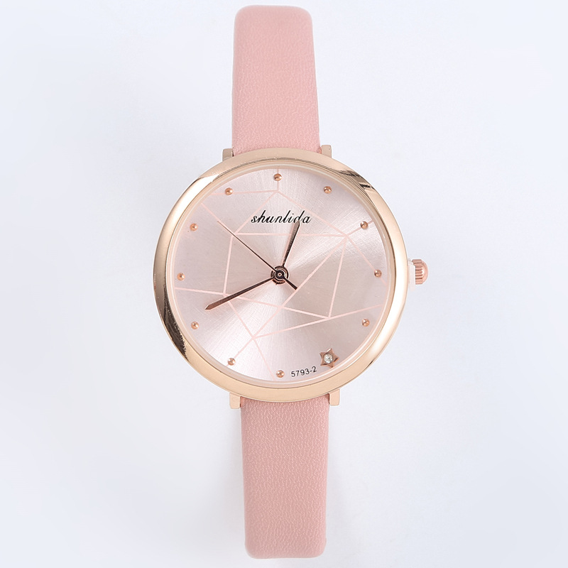 Women's quartz watch with geometric patterned leather strap - 1