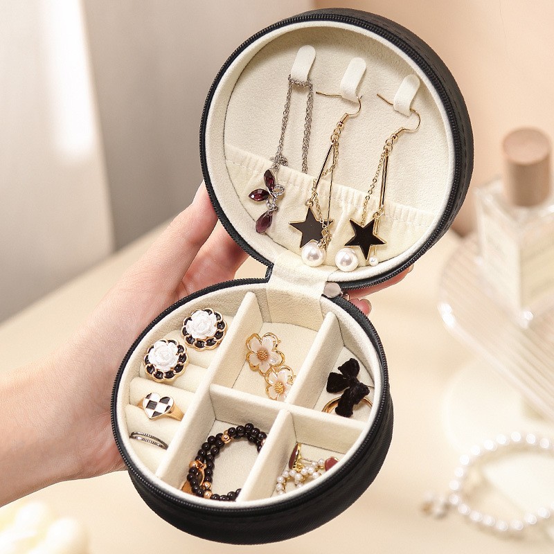 Runde Mini-Schmuckbox, elegante Schmuckschatulle, hochwertige tragbare Aufbewahrungsbox für Ohrringe, Halsketten und Ringe für Reisen - 7