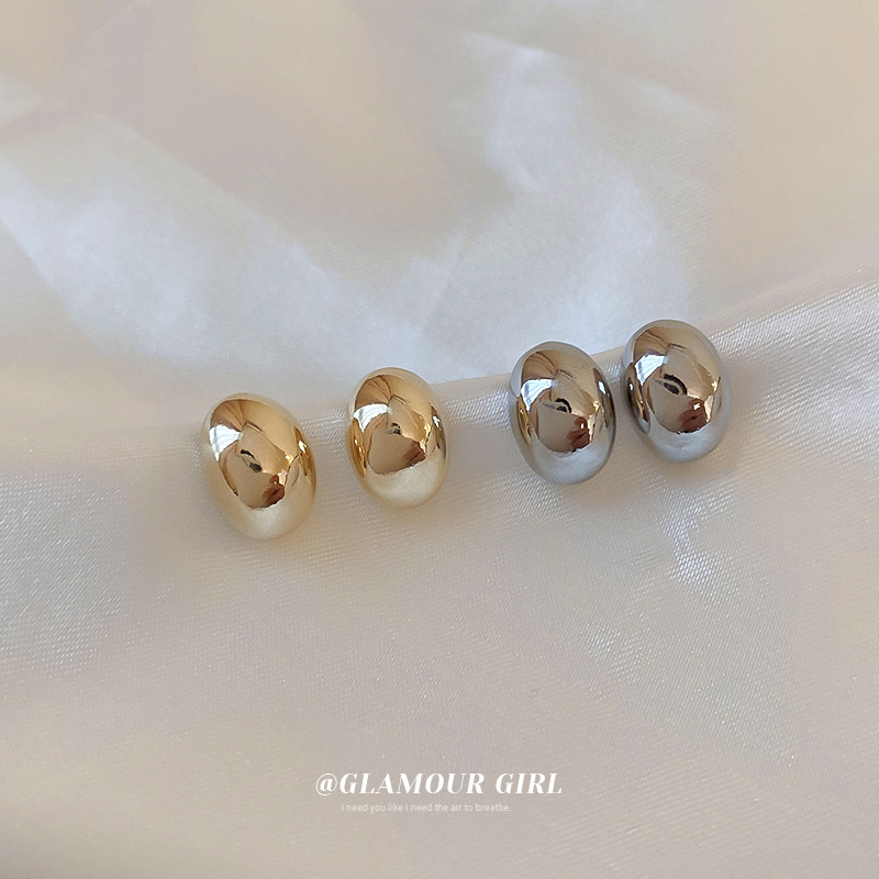 Vergoldete Silberboncuk-Ohrstecker im Metallic-Stil