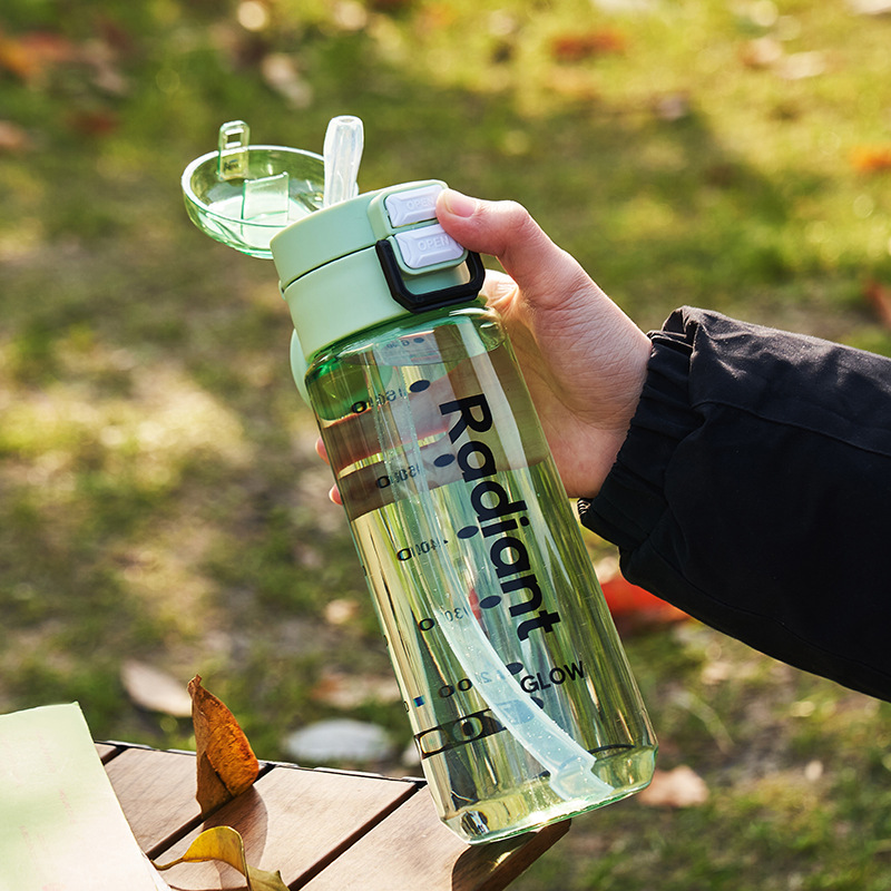 Fuxing çift içme kabı taşınabilir açık yaz plastik su şişesi yüksek görünümlü spor su şişesi açılır kapaklı erkek ve kadın pipetli bardak