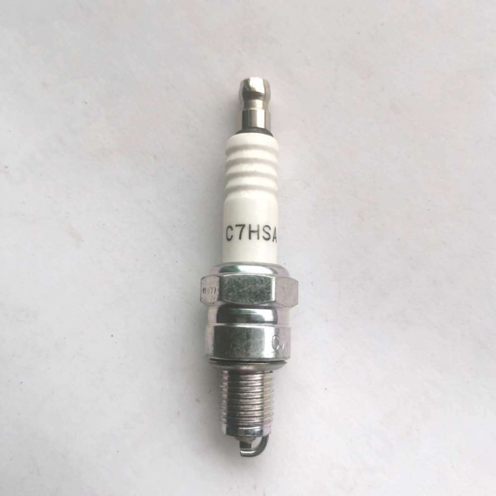 C7HSA Motorcycle Spark Plug 4429, for 70/80/90/110 Scooters