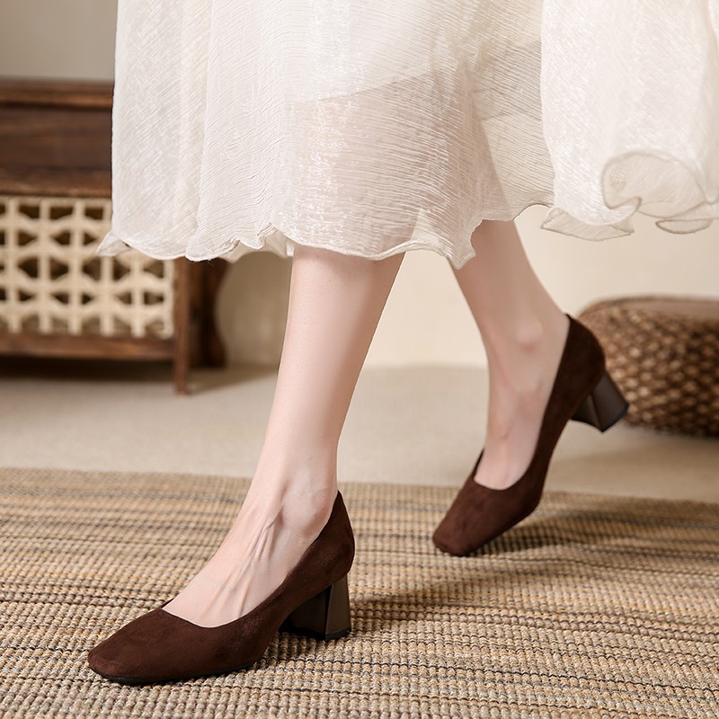 Women's Square Toe Chunky Heel Frosted Suede Retro Pumps