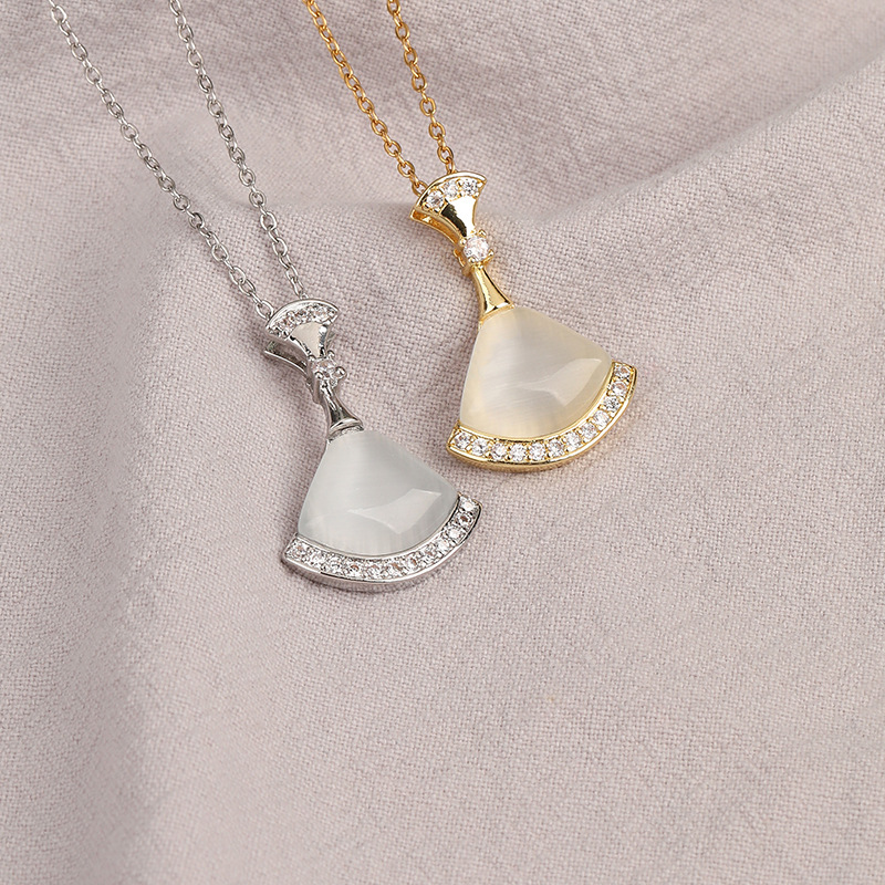Titangold-Stahl Diamant-Katzenauge Halskette, leichter Luxus - 1
