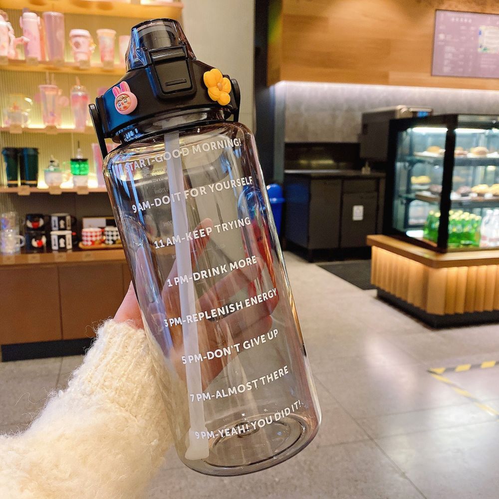 Büyük kapasiteli spor su şişesi 2 litre trend pipetli bardak ölçekli taşınabilir basit sızdırmaz darbeye dayanıklı su matarası - 10